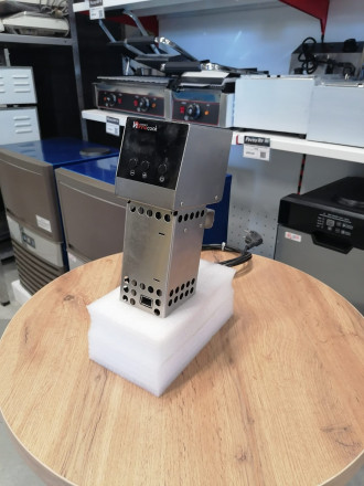 Ротационный кипятильник (термостат) Sous Vide InnoCook Compact Ротационный кипятильник (термостат) Sous Vide InnoCook Compact